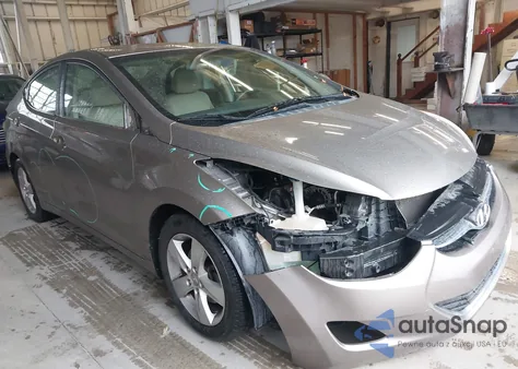 2013 Hyundai Elantra Gls z USA, uszkodzony, nr VIN 5NPDH4AEXDH286847